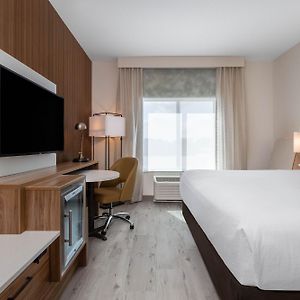 Zimmer mit Kingsize-Bett